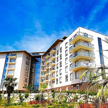 Domitys Le Jardin Des Palmiers Hotel